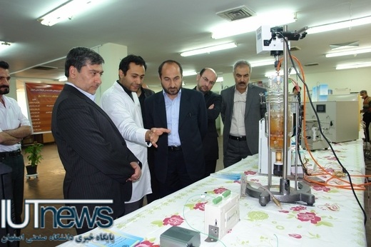 تأسیس پژوهشگاه، مرکز رشد و نخستین پژوهشکده اویونیک کشور در دانشگاه صنعتی اصفهان