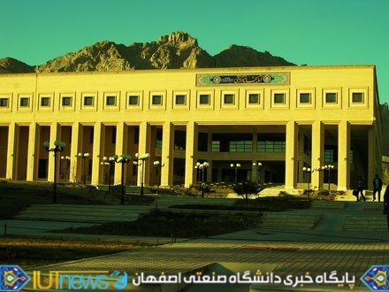 طبیعت بهاری دانشگاه صنعتی اصفهان(عکس ها از مسلم شاه محمدی)