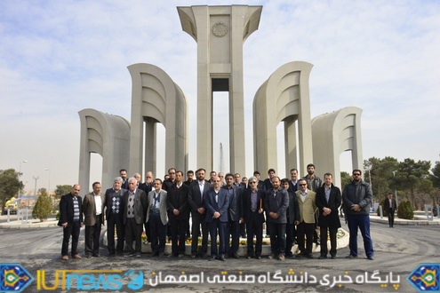 افتتاح بزرگترین نماد دانشگاهی کشور در دانشگاه صنعتی اصفهان